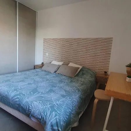 T2 Moderne Avec Clim, Terrasse Et Parking Au Coeur De Calvi - Fr-1-719-1 Apartment *