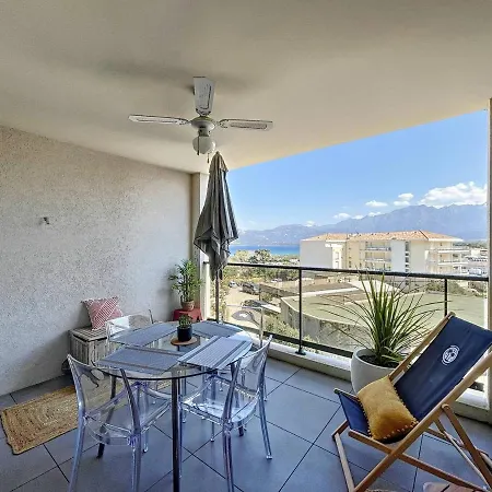 T2 Moderne Avec Clim, Terrasse Et Parking Au Coeur De Calvi - Fr-1-719-1