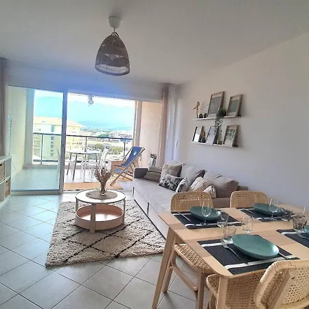 T2 Moderne Avec Clim, Terrasse Et Parking Au Coeur De Calvi - Fr-1-719-1 *